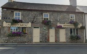 The Bounty Bar Guesthouse